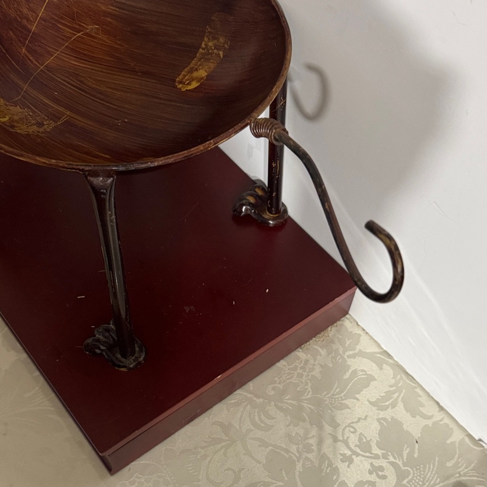 Decorative Art Dog-Shaped Metal Bowl - Picture 7 of 12